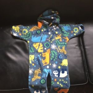 Patagonia bunting with animal print.